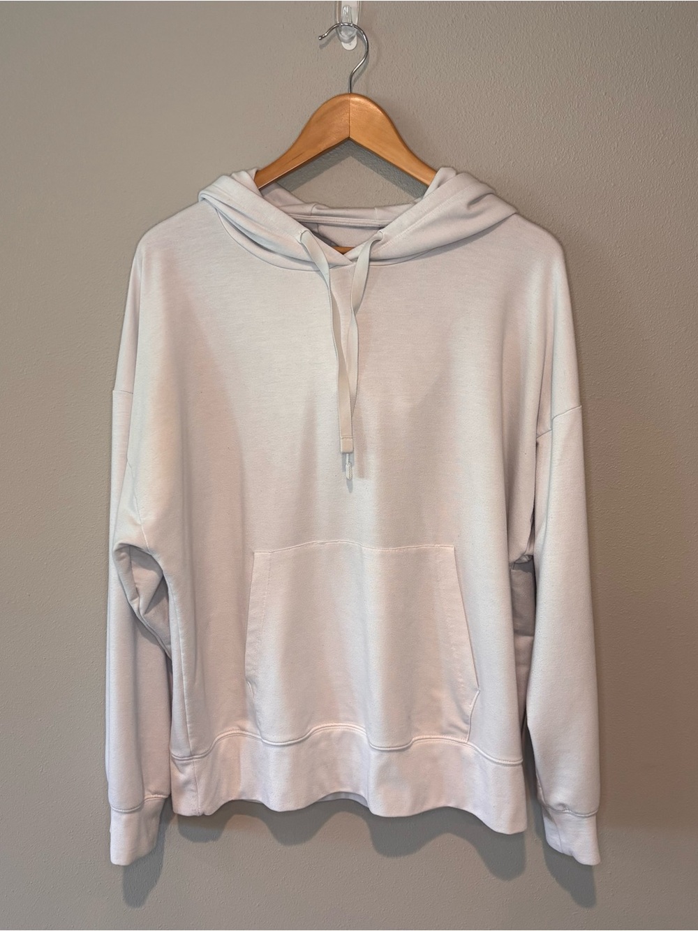 ALO Yoga White Logo Pullover Hoodie with Open Back Medium